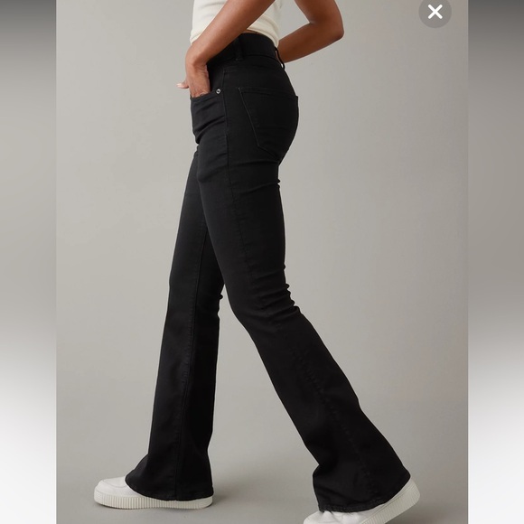 AE Next Level Super High-Waisted Flare Jean in Black Magic - Picture 6 of 7